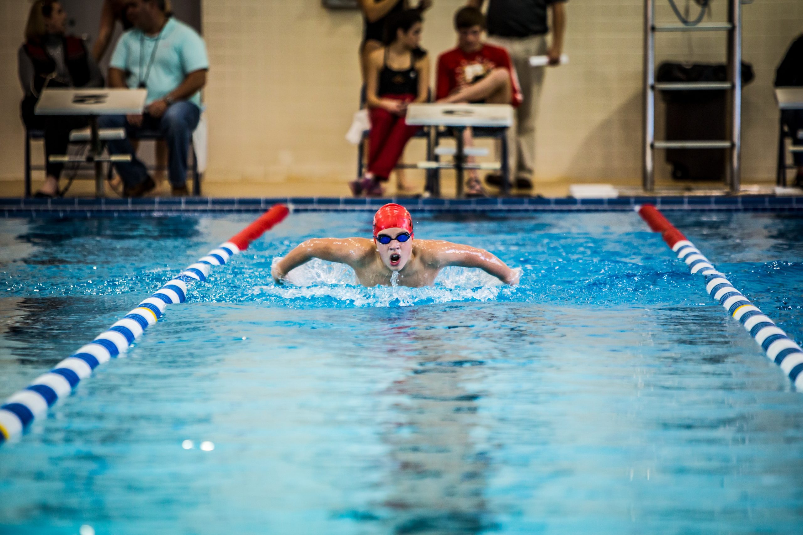 Best Ways How You Can Coach Swimming
